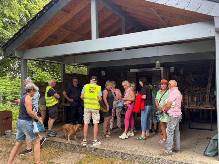Viele Biber beim Besuch eines Backhauses